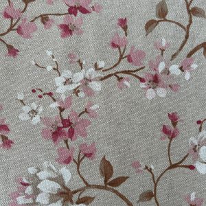 Tela resinada color lino flores almendro rosas